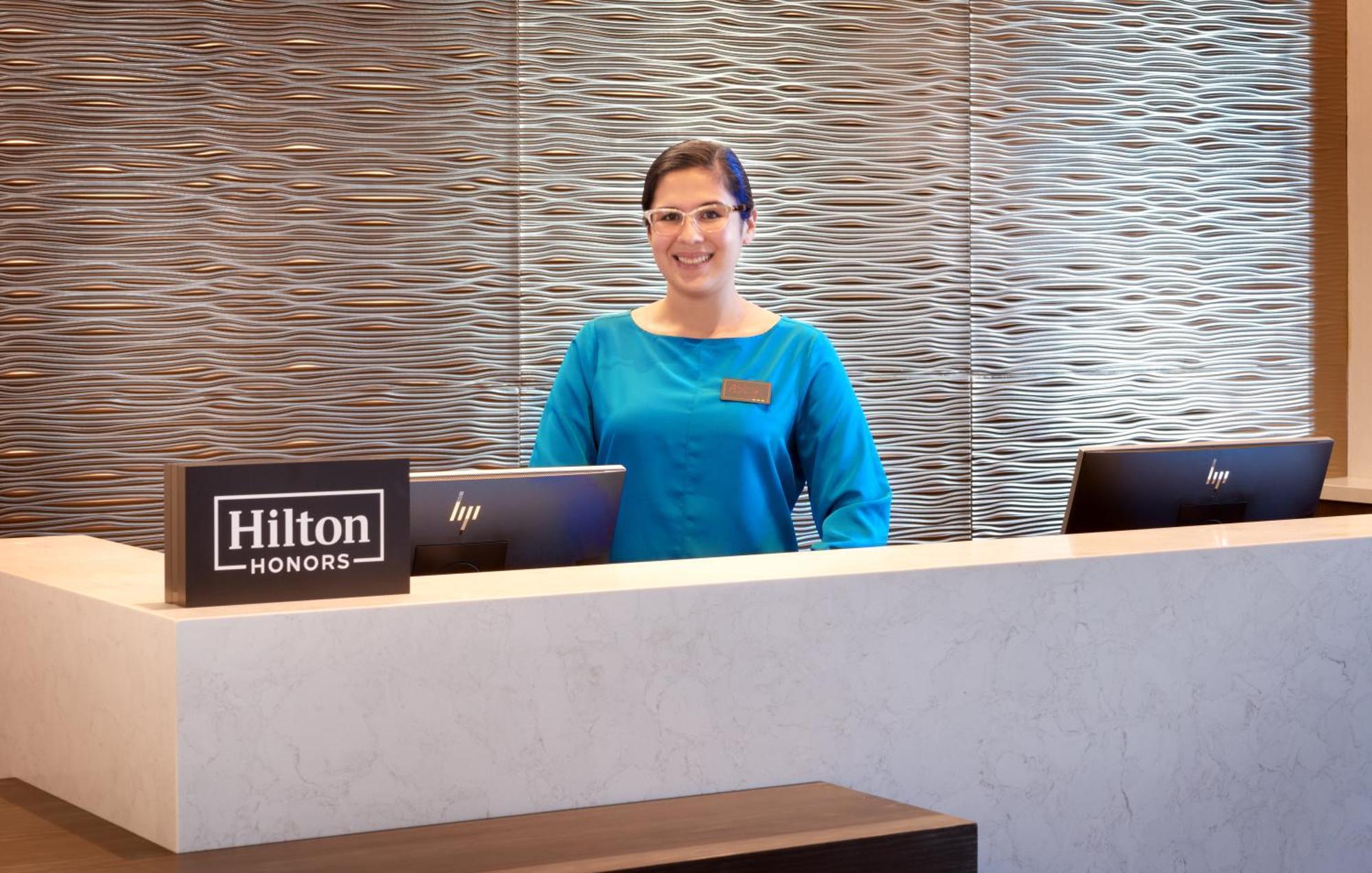 Hampton Inn & Suites Anaheim Resort Convention Center Екстер'єр фото