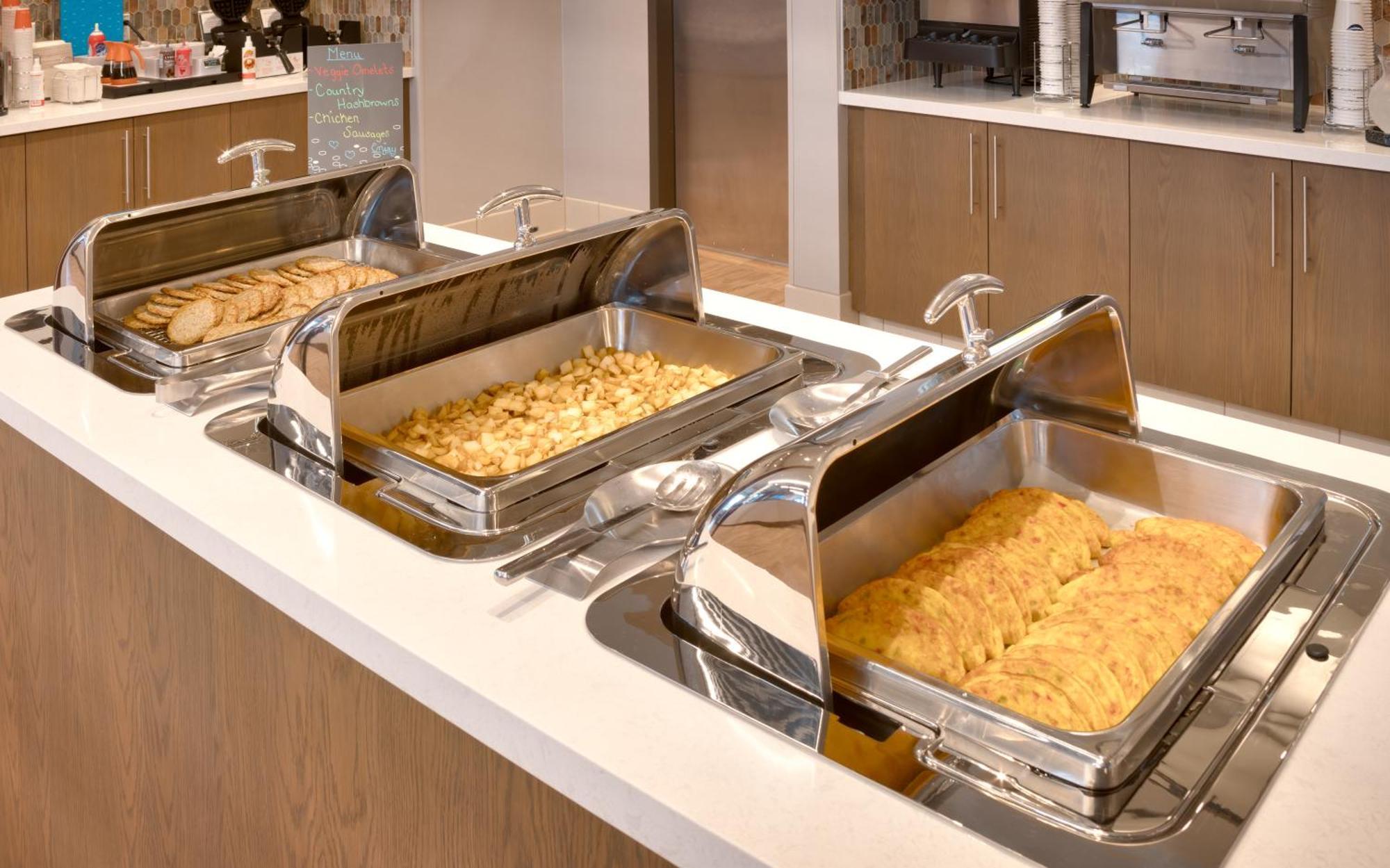 Hampton Inn & Suites Anaheim Resort Convention Center Екстер'єр фото